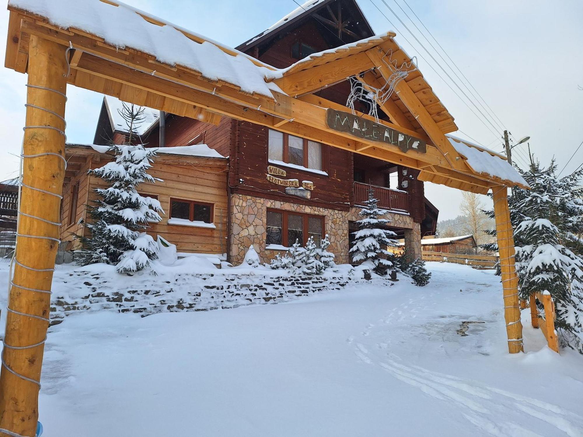 Willa Male Alpy 300 M Od Kompleksow Narciarskich Krynica Zdroj Buitenkant foto